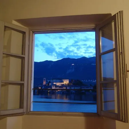 -Ortaflats- Appartamento Belvedere Orta San Giulio Habitación foto